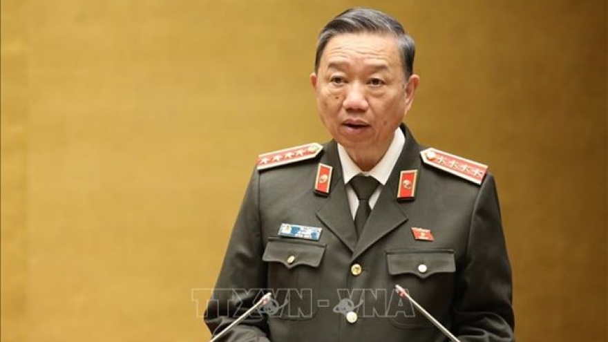 Vietnam, Laos forge cooperation in drug combat